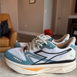 Diadora Atomo v7000-2 Teal and White Athletic Sneakers